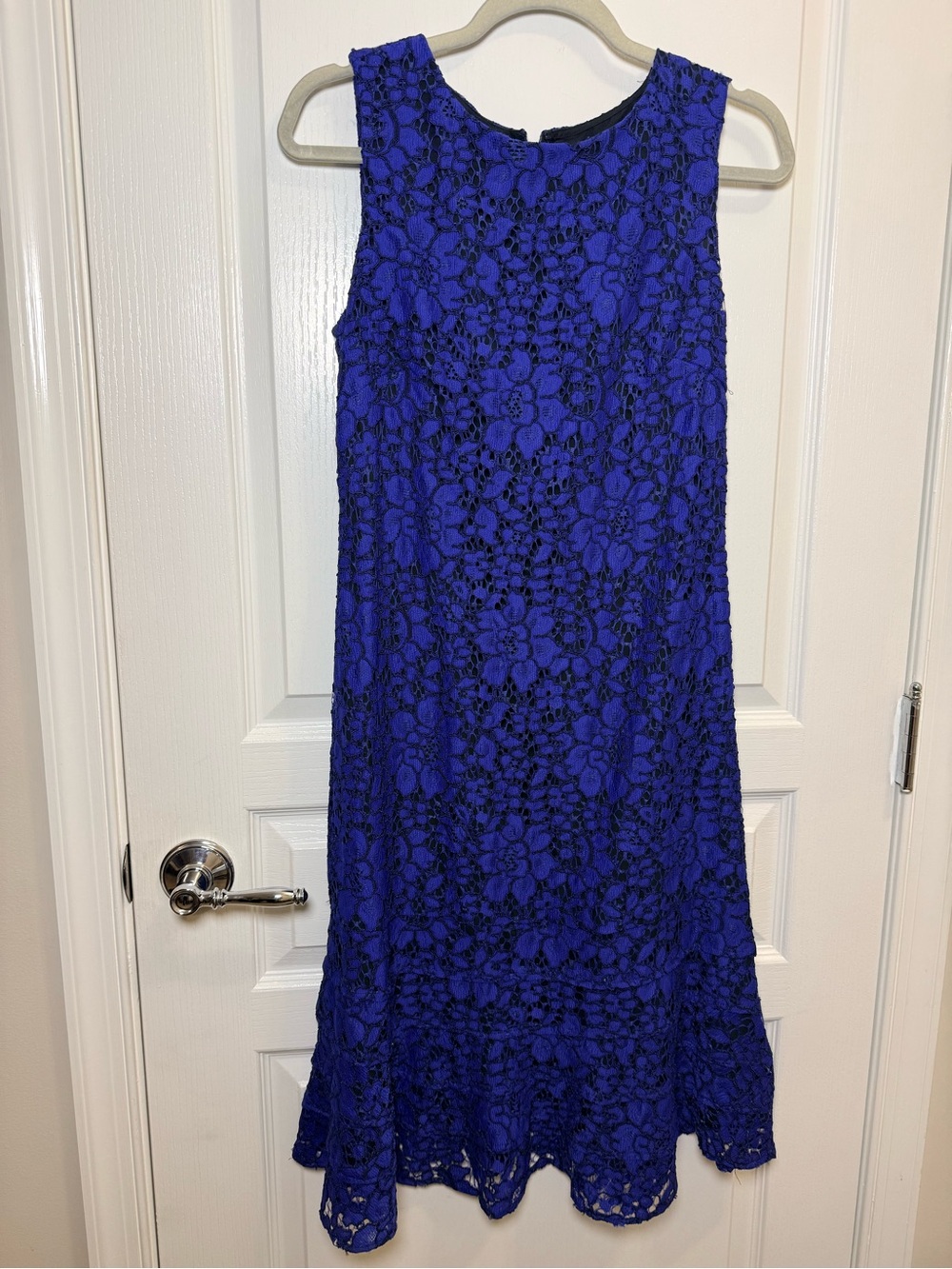 Karl Lagerfeld Paris Blue Black Floral Lace Dress size 4